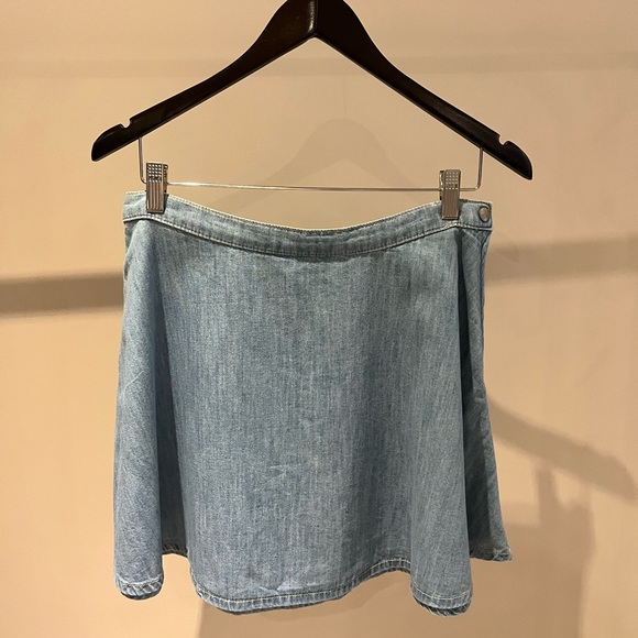 Denim skater skirt size medium - Picture 2 of 6